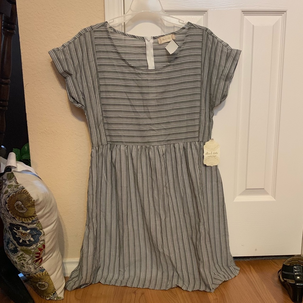 Altar’d State dress